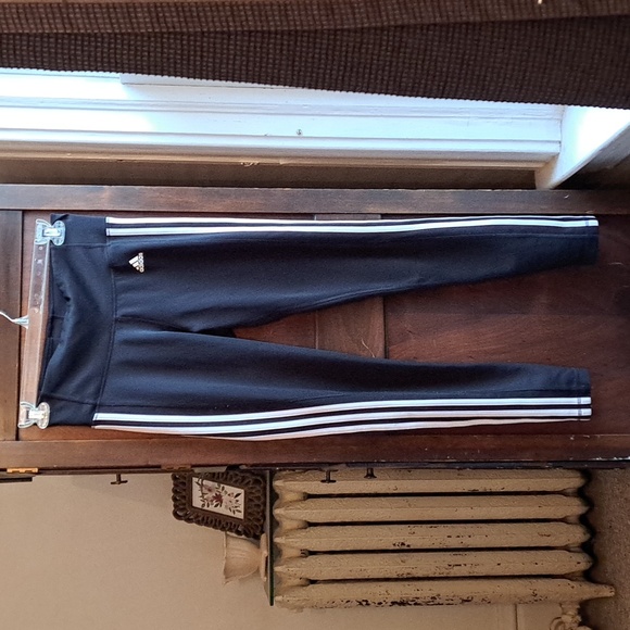 adidas Pants - Adidas woman's size Med climalite striped legging